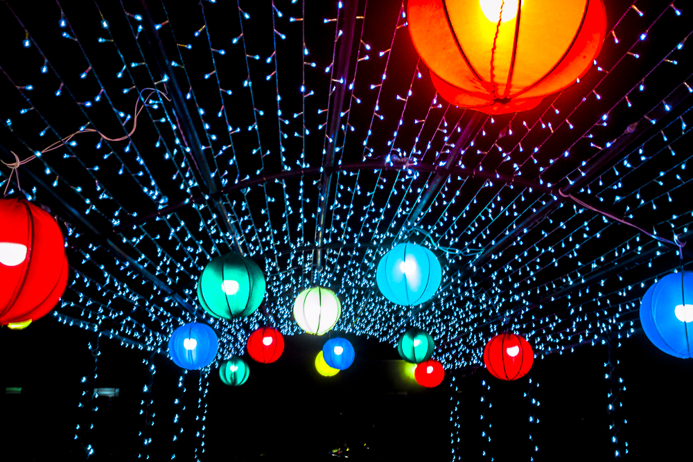 Confira a decoração natalina da praça 28 de Dezembro, em Joaquim Pires - PI - Imagem 22