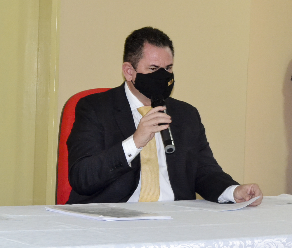 Prefeito eleito Genival Bezerra é diplomado pela Justiça Eleitoral - Imagem 3