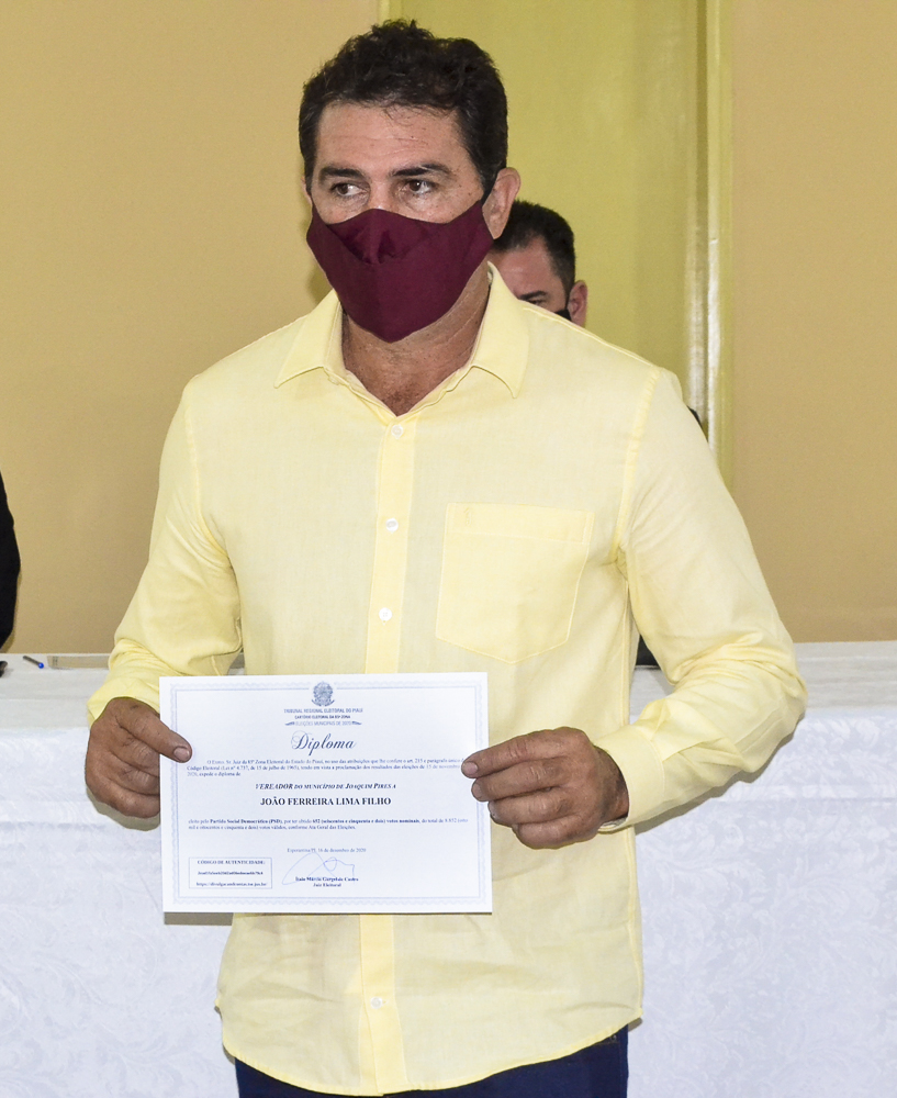 Prefeito eleito Genival Bezerra é diplomado pela Justiça Eleitoral - Imagem 15