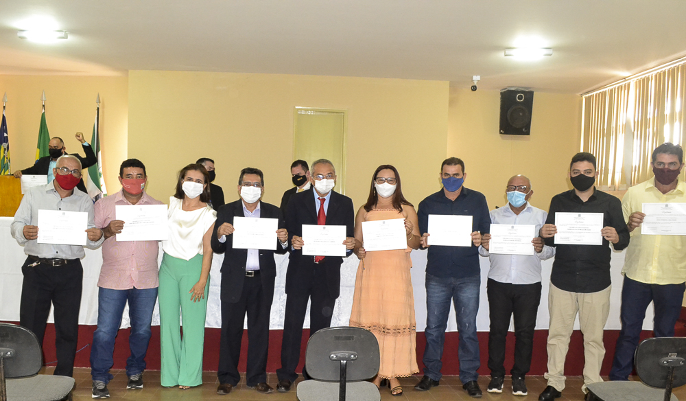 Prefeito eleito Genival Bezerra é diplomado pela Justiça Eleitoral - Imagem 26
