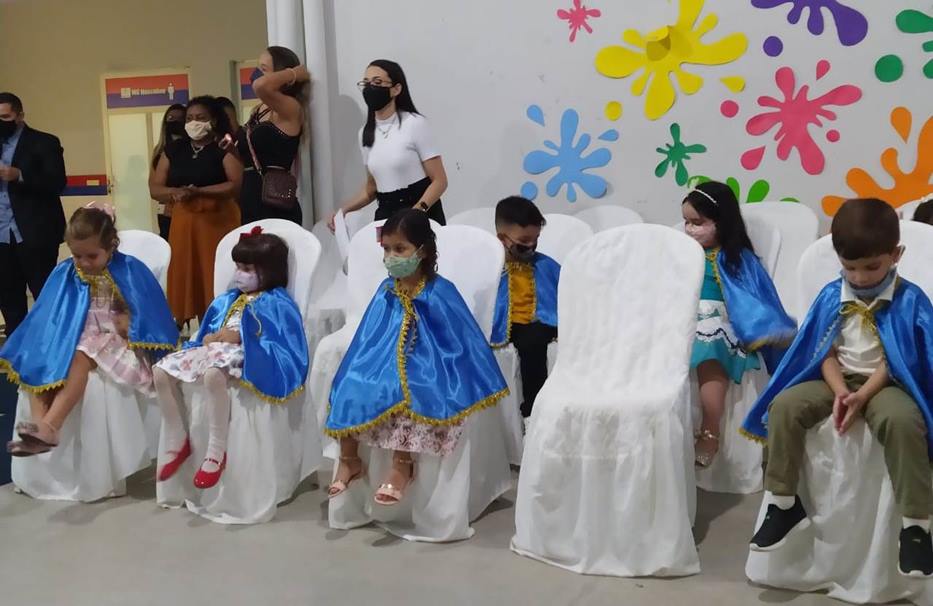 Sistema Objetivo de Ensino de Pedro II encerra ano letivo com festa e lançamento de Ebook - Imagem 17