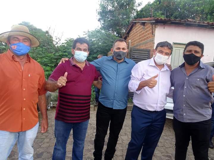 Governador Wellington Dias e equipe do governo visitam Jatobá do Piauí e entregam obras relevantes no município. - Imagem 12