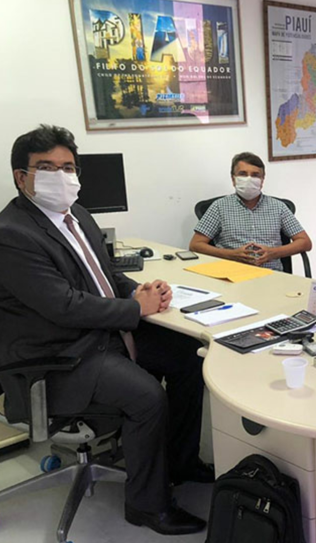 Câmara Municipal de Monsenhor Gil homenageia personalidades por ocasião do aniversário do município - Imagem 5