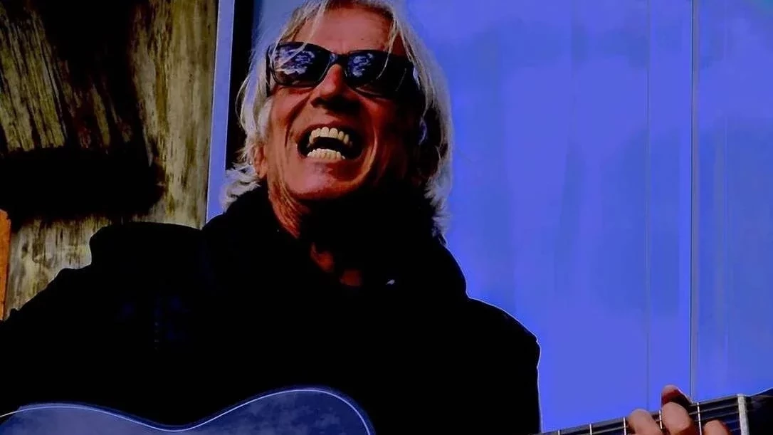 Relembre os famosos que morreram vítimas da Covid-19 - imagem 30875