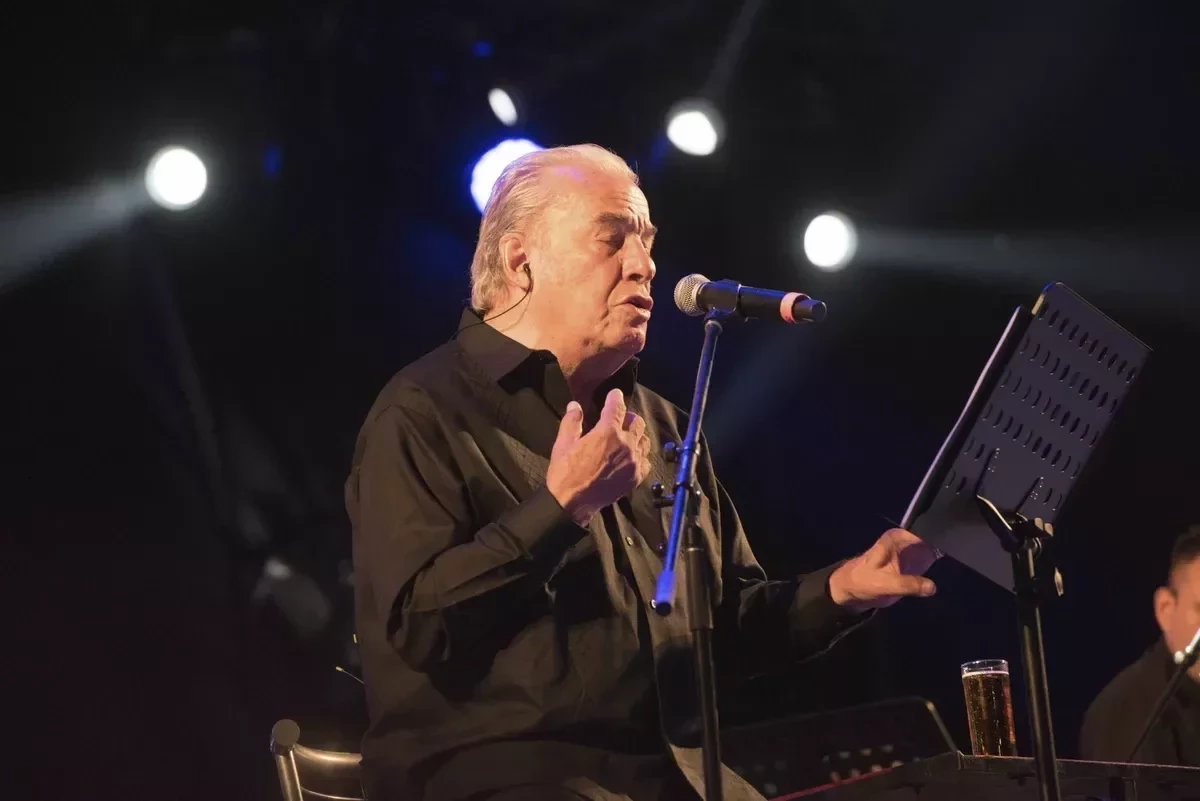 Relembre os famosos que morreram vítimas da Covid-19 - imagem 30877