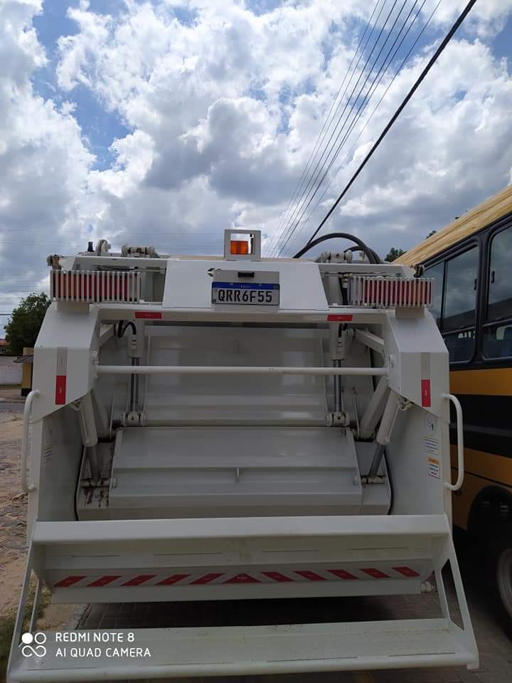 Monsenhor Gil em festa, homenageia Rafael Fonteles, outras personalidades e ganha presentes - Imagem 8