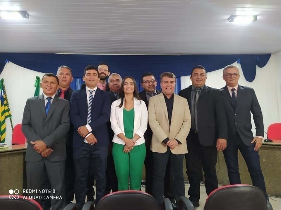 Ano legislativo aberto com discursos enaltecendo a parceria com o executivo