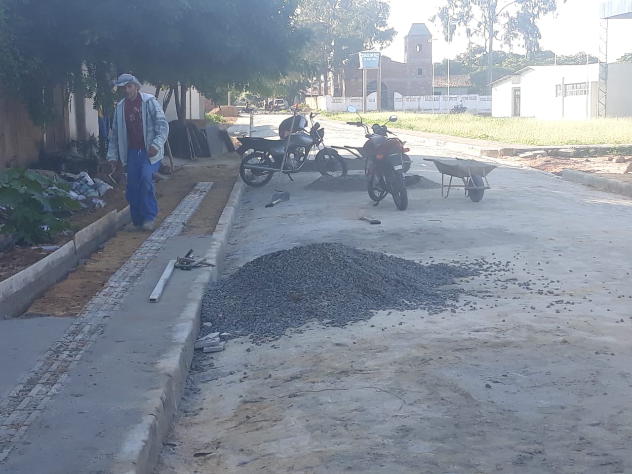 Município intensifica trabalho de recuperação dos calçamentos danificados com as chuvas - Imagem 11