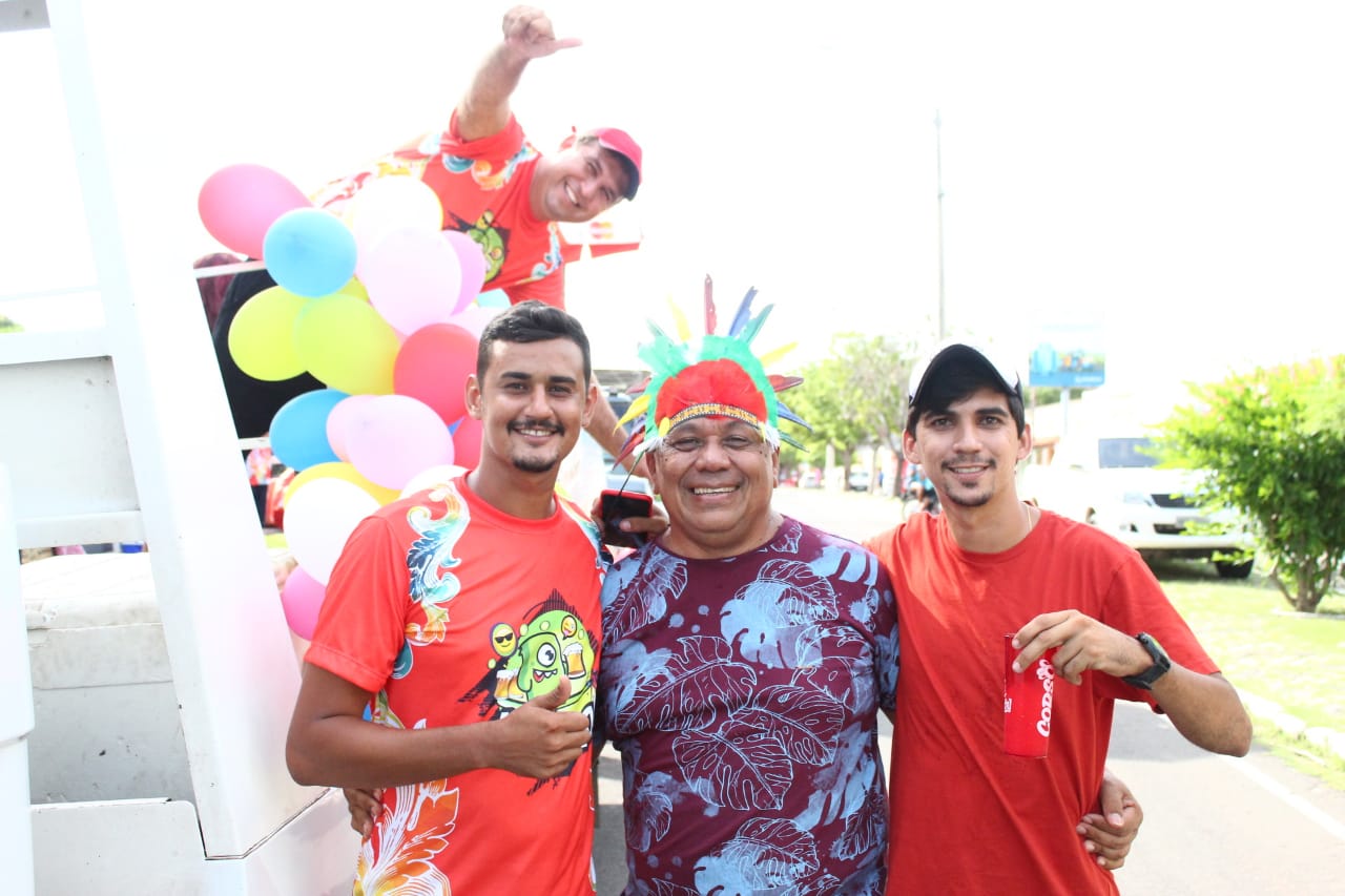 O tempo fechou em Monsenhor Gil, veio a forte chuva e abriu passagem para o Corso em sua 7a edição - Imagem 12