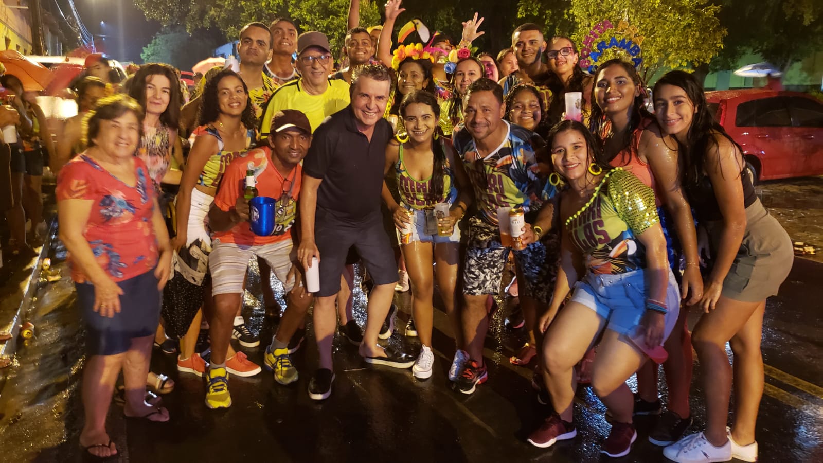 O tempo fechou em Monsenhor Gil, veio a forte chuva e abriu passagem para o Corso em sua 7a edição - Imagem 24