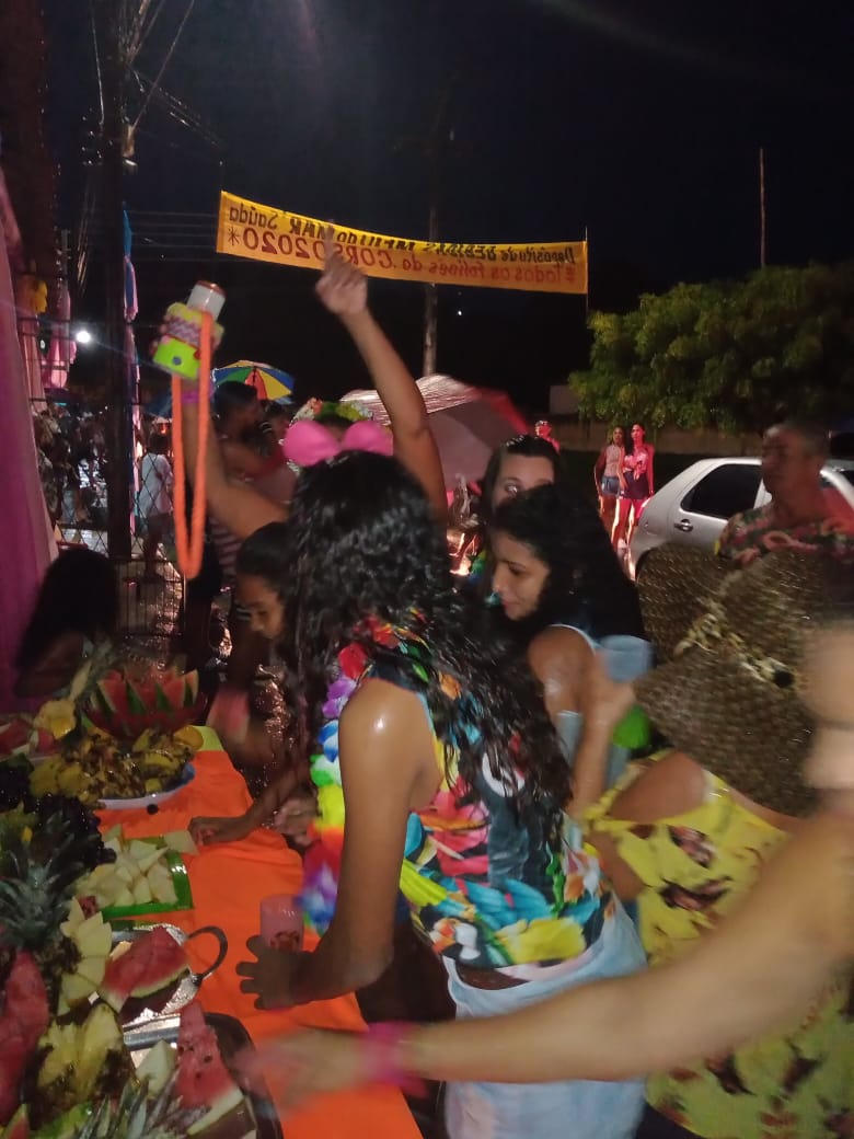 O tempo fechou em Monsenhor Gil, veio a forte chuva e abriu passagem para o Corso em sua 7a edição - Imagem 60