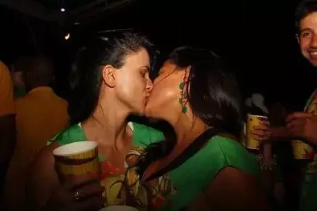 Confira os signos que terminam o relacionamento para curtir o carnaval - imagem 16218