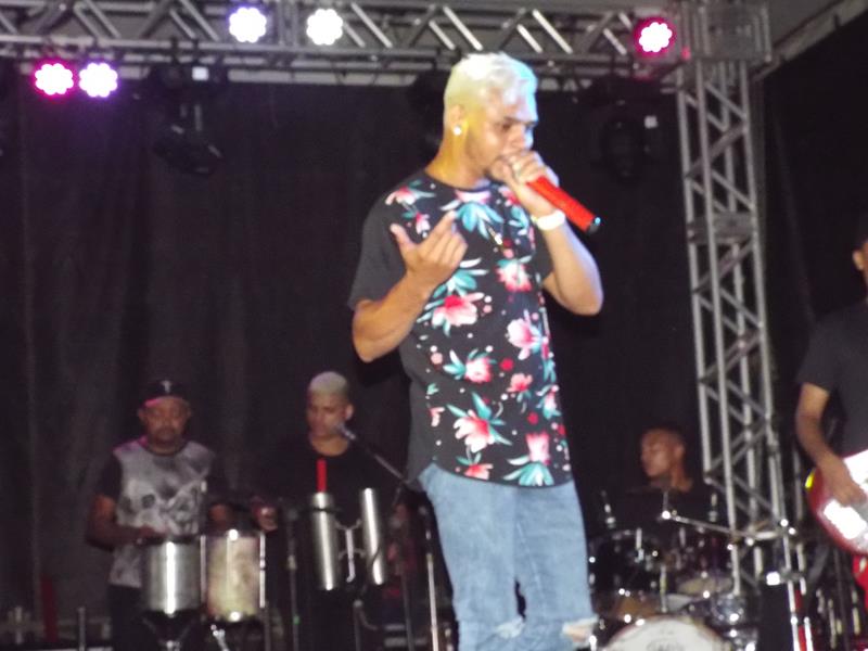 Chica Égua e Forró Pé de Ouro deu o tom na primeira noite de carnaval 2020 em Pedro II  - Imagem 4