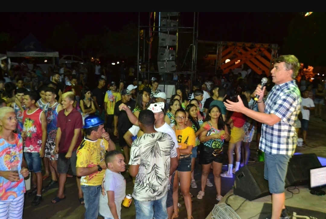 Sucesso total a primeira noite de Carnaval em Monsenhor Gil - Imagem 7