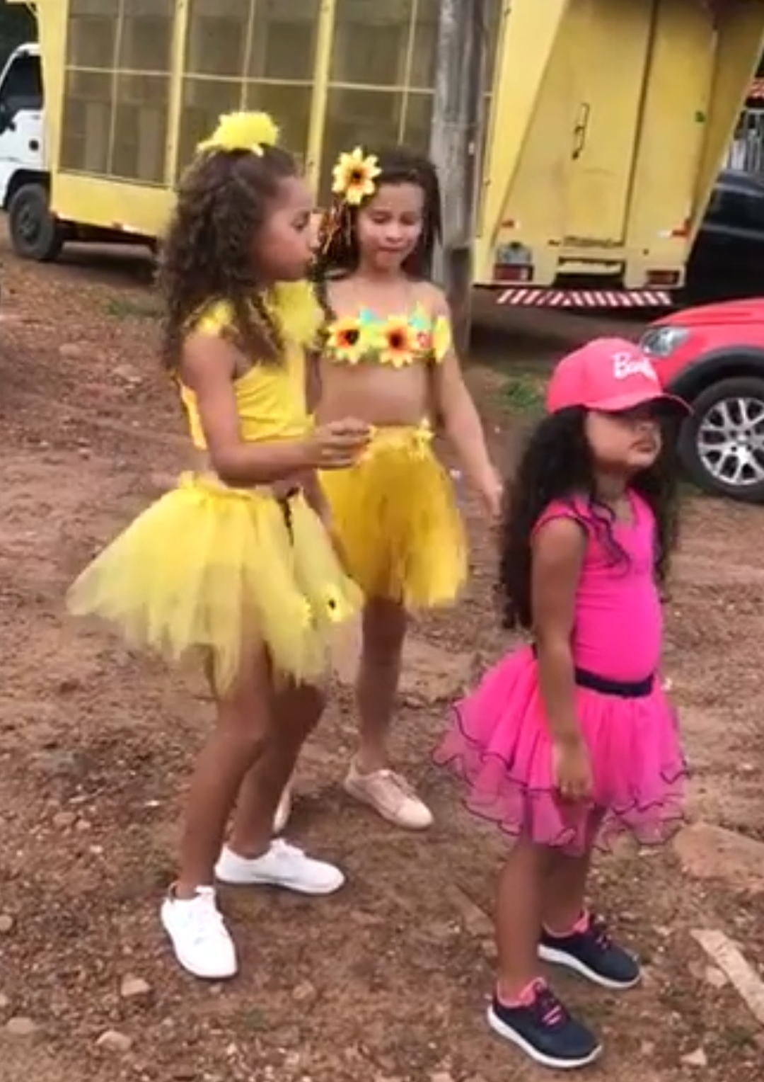 Prefeito João Luiz apoia carnaval na sede do município e zona rural. Pedro Pereira 2020 - Imagem 15