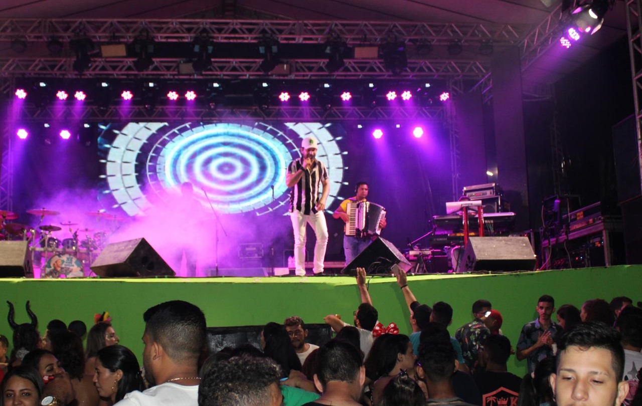 Quarta noite do Carnaval de Água Branca reuni mais de 10 mil pessoas - Imagem 7