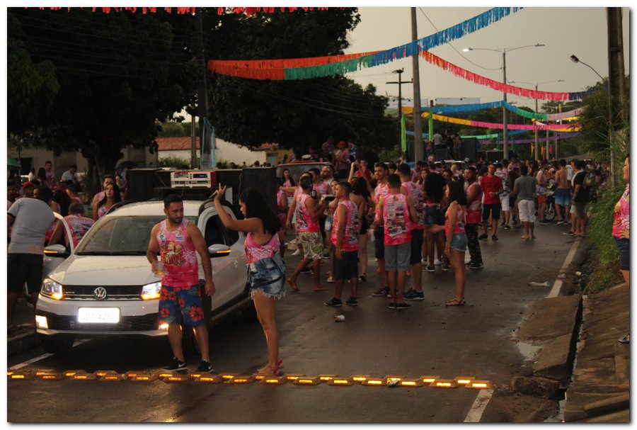 Carnaval em Inhuma foi bastante animado-confira as imagens - Imagem 40