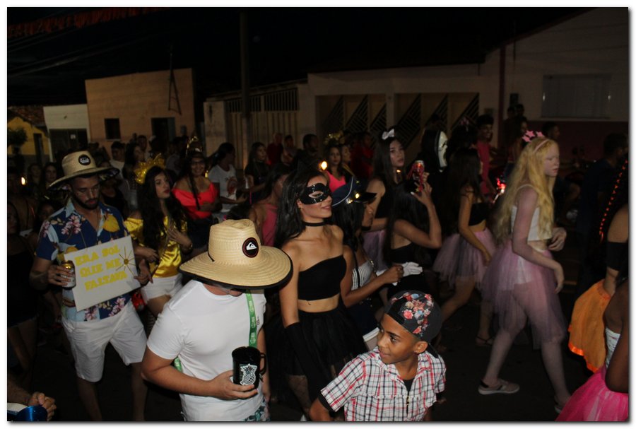 Carnaval em Inhuma foi bastante animado-confira as imagens - Imagem 105