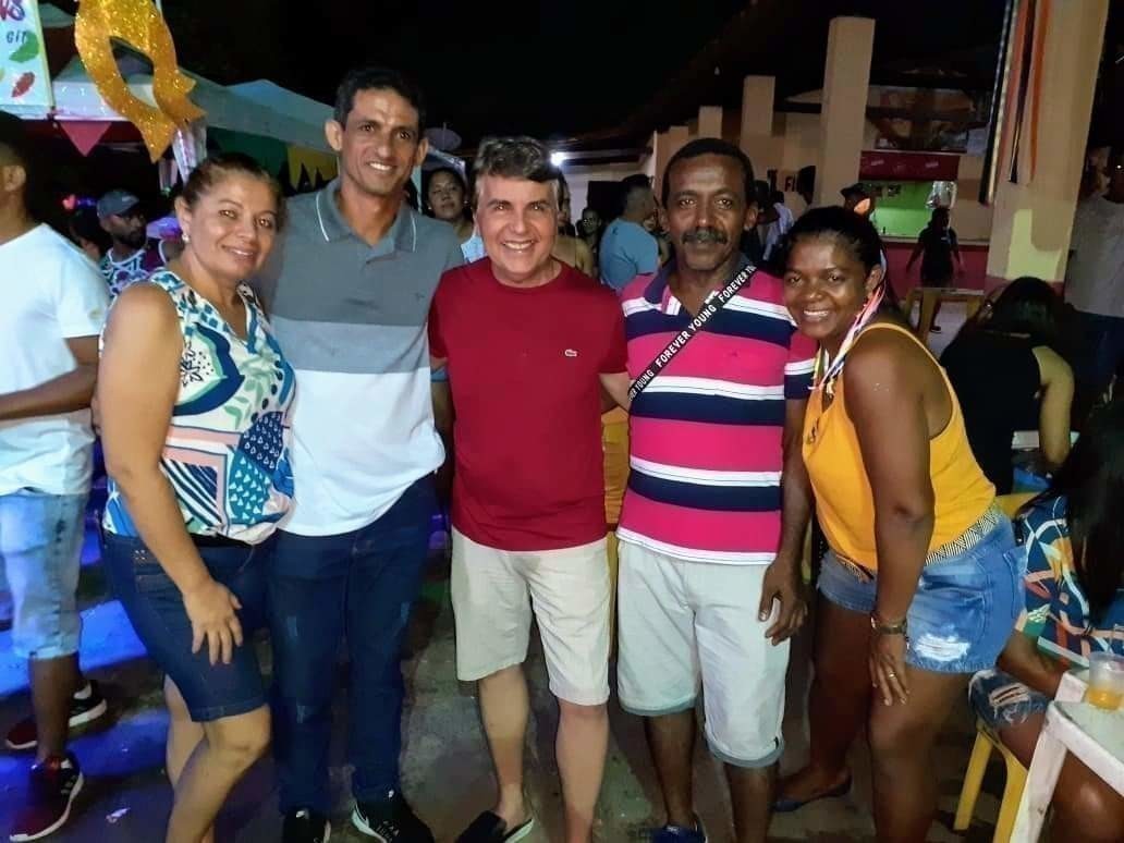 Sucesso total mais um Carnaval de Monsenhor Gil. Prefeito João Luiz comemora