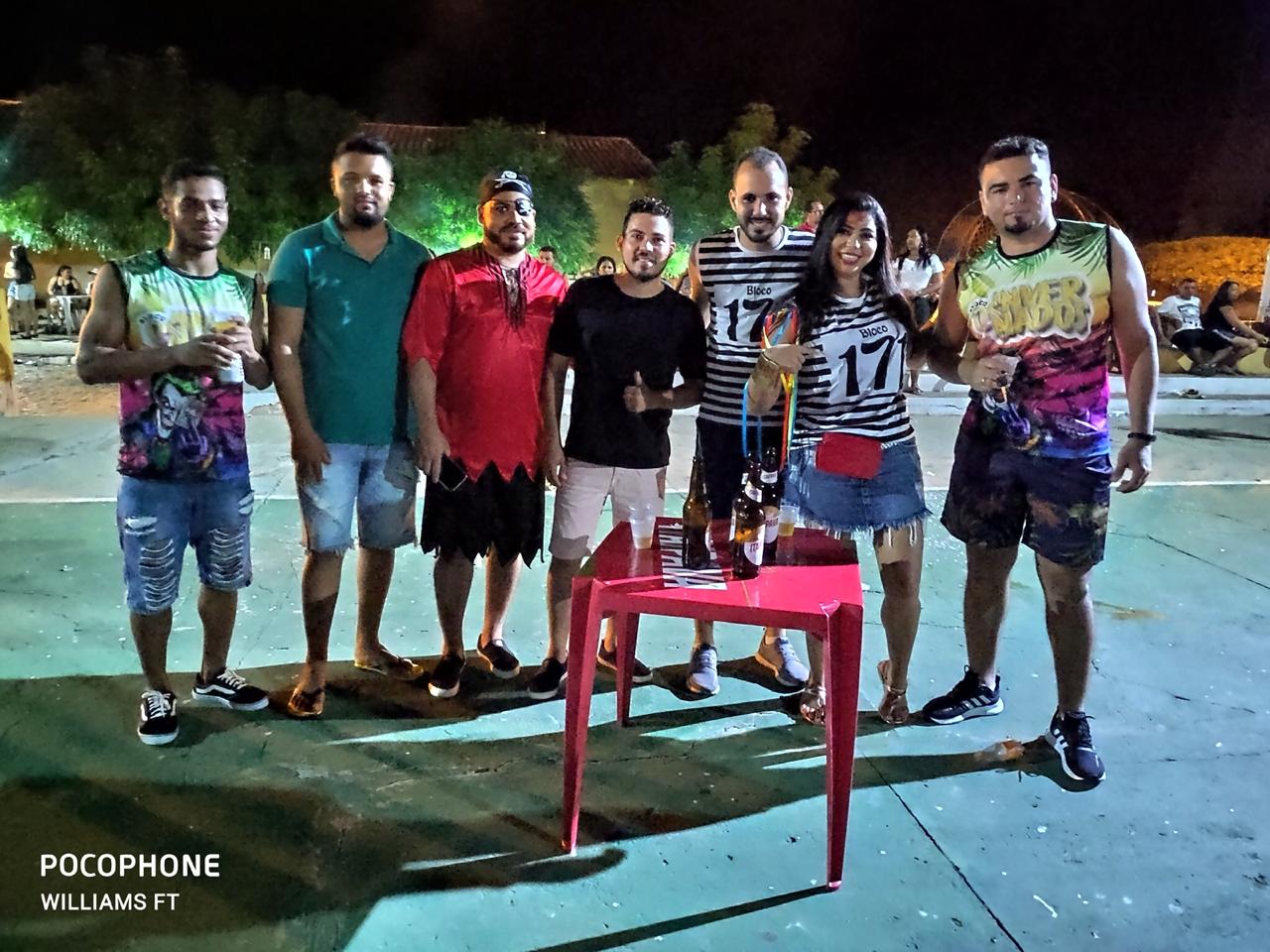 Foliões participam de encontro de blocos em Santo Inácio do Piauí - Imagem 14