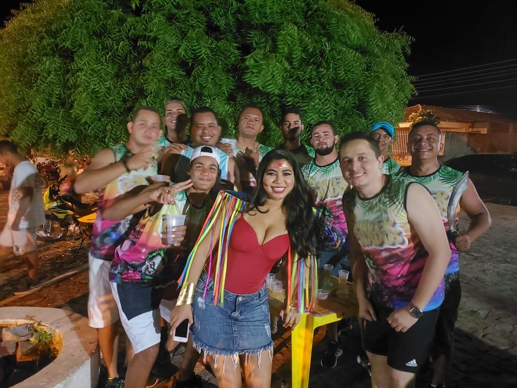 Foliões participam de encontro de blocos em Santo Inácio do Piauí - Imagem 2