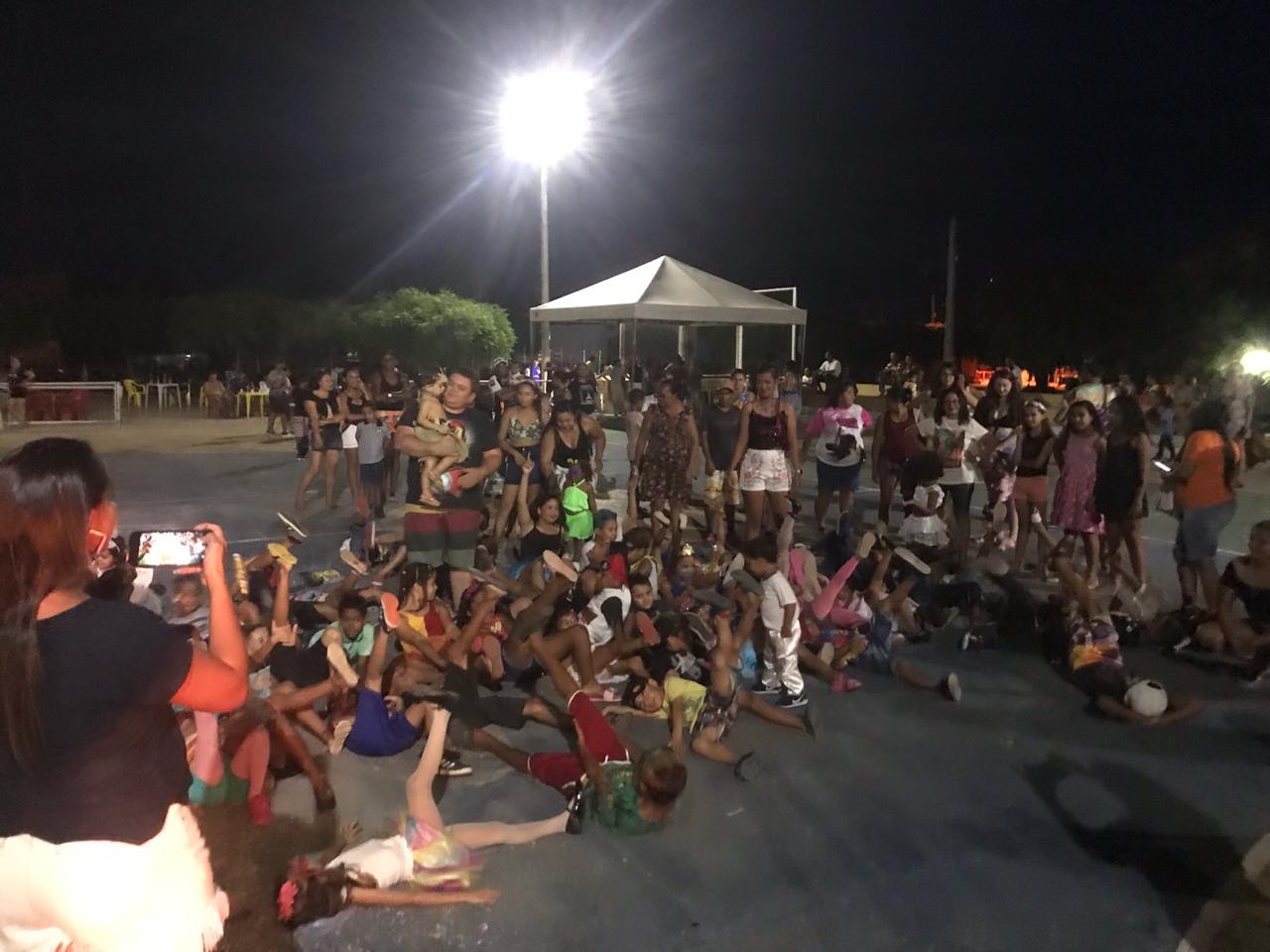 Criançada se diverte no carnaval da criança em Santo Inácio - Imagem 8