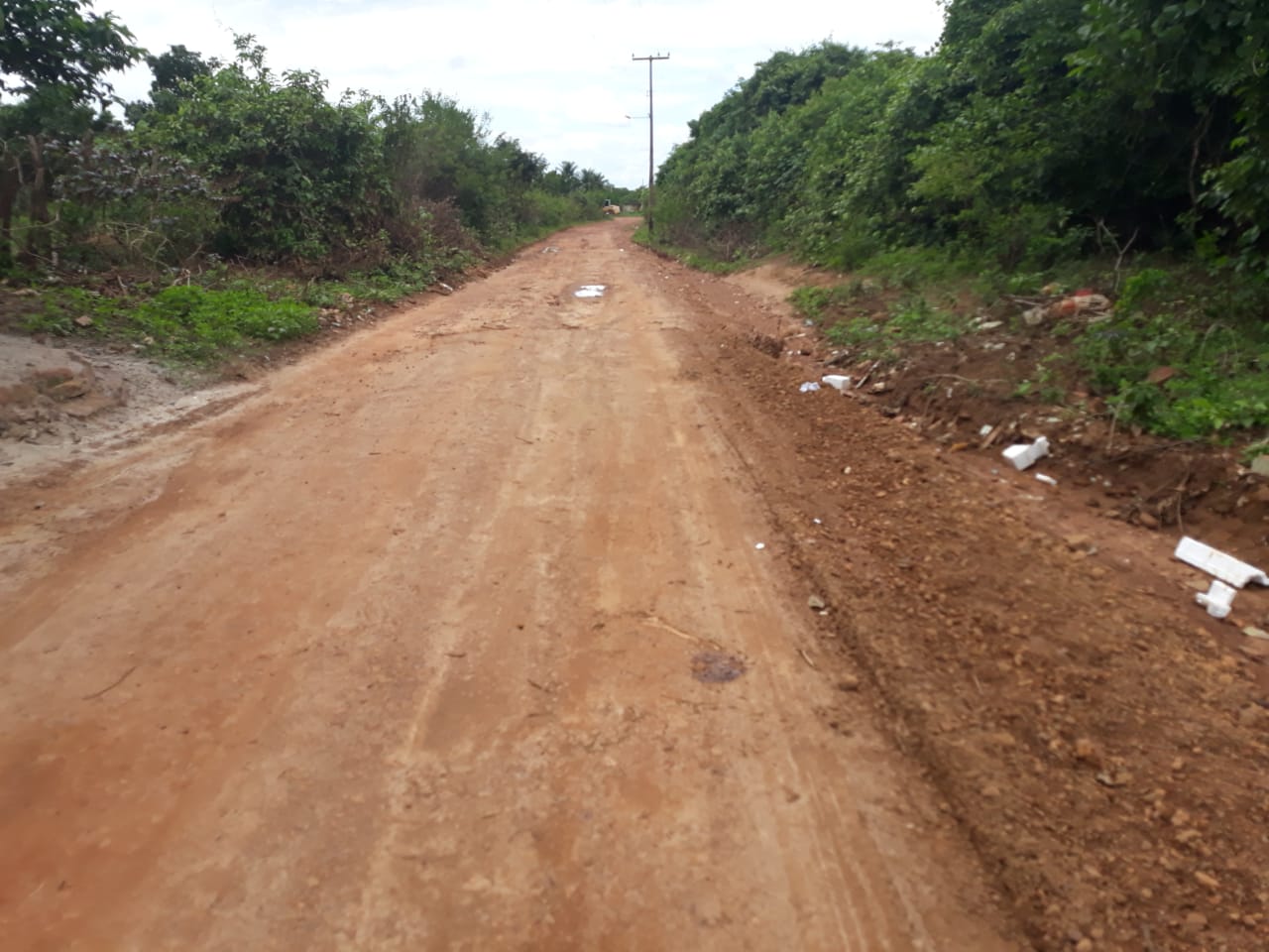 Prefeitura continua trabalhando no melhoramento das estradas vicinais  - Imagem 10