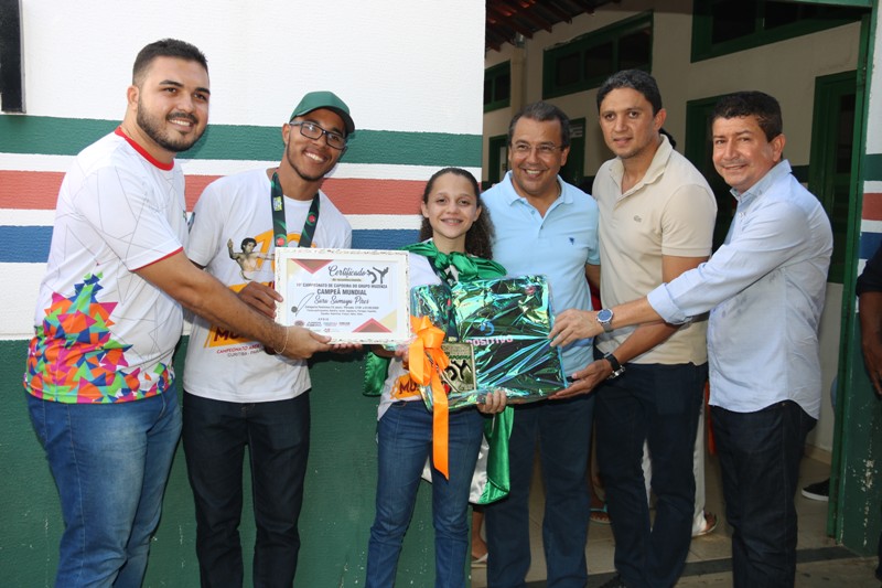 Campeã mundial de capoeira é recepcionada com carreata em Água Branca - Imagem 6
