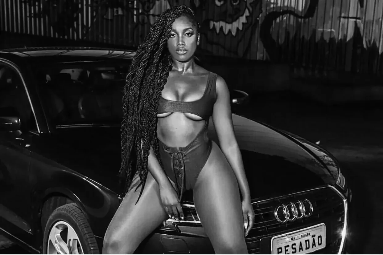 Dez fotos que provam que a Iza é uma Deusa de Ébano na Terra - imagem 17706