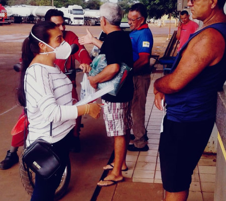 Equipes de saúde fazem ação contra Coronavírus
