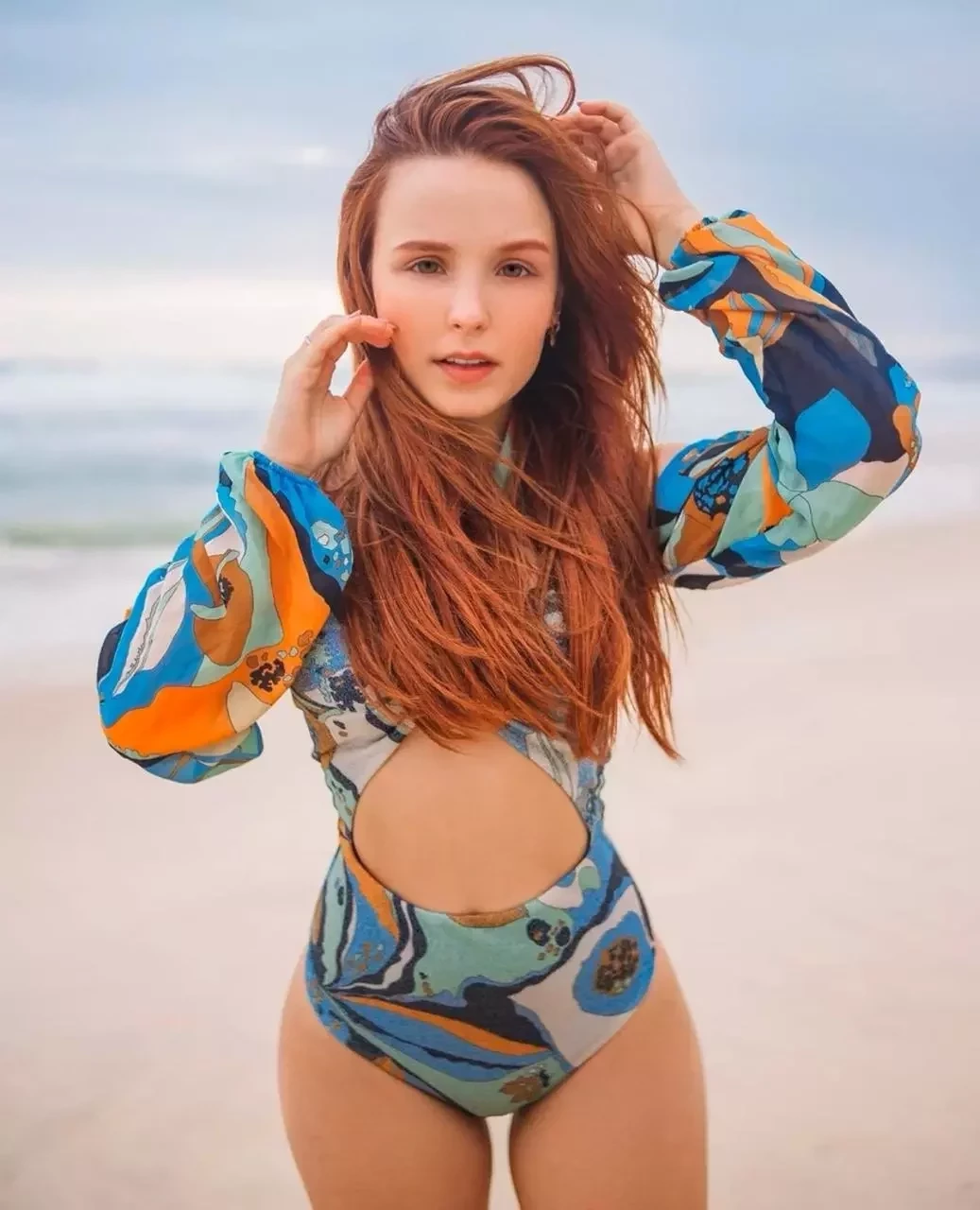 Larissa Manoela cresceu e mostra que virou uma super mulher; Confira!  - imagem 17882