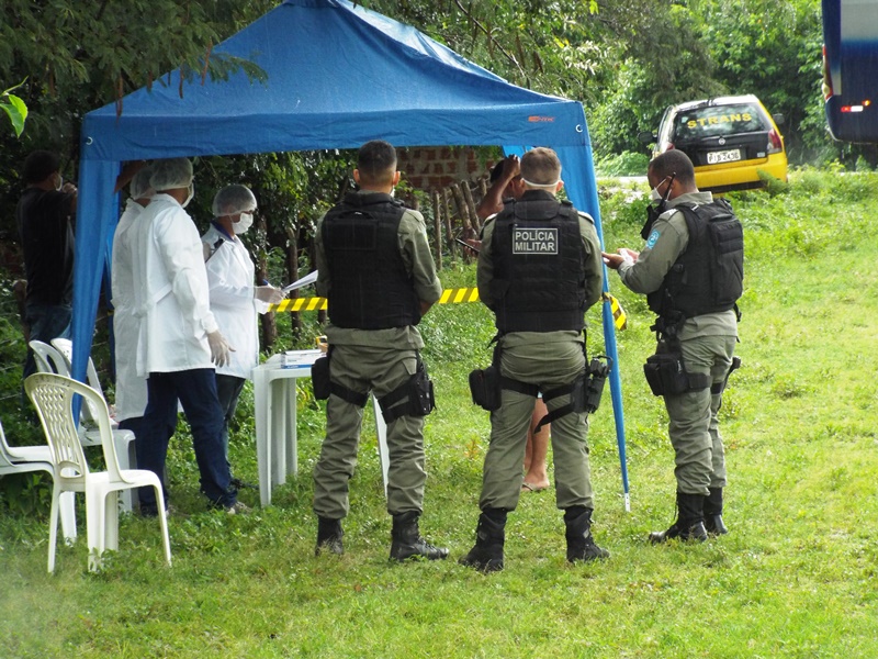 Ônibus de São Paulo com destino a Pedro II é parado na barreira sanitária na entrada da cidade   - Imagem 12