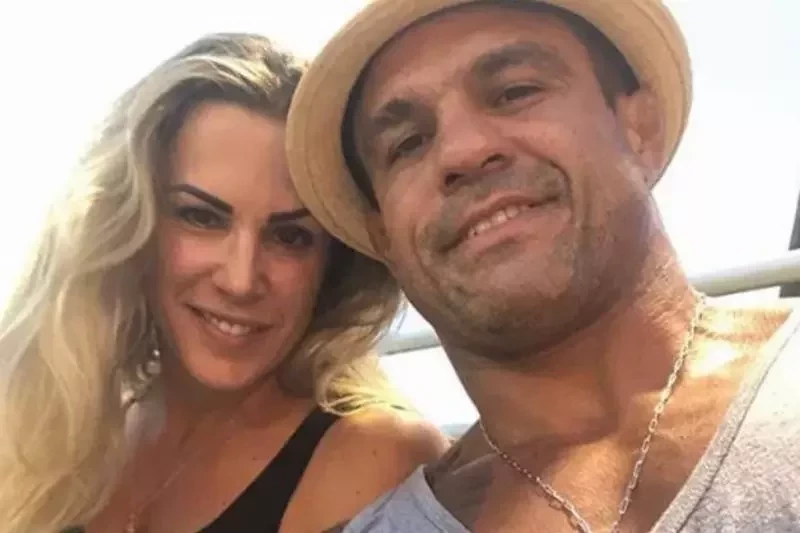 A Fazenda, BBB! Relembre os casais que se conheceram em reality show  - imagem 17949