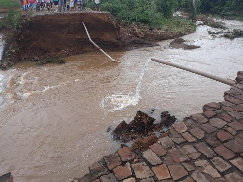 Forte chuva provoca rompimento da parede de barragem e desabriga famílias  - Imagem 48