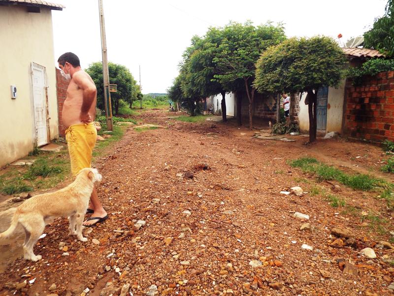 Forte chuva provoca rompimento da parede de barragem e desabriga famílias  - Imagem 28