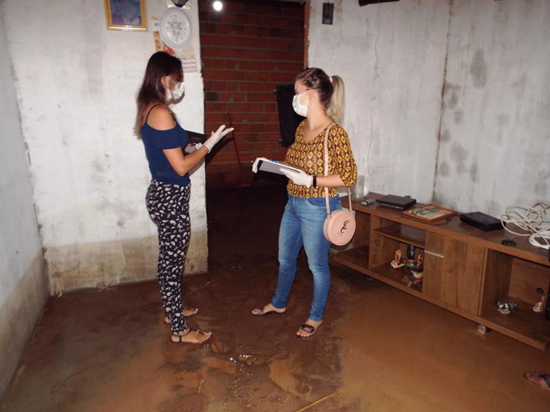 Forte chuva provoca rompimento da parede de barragem e desabriga famílias  - Imagem 16