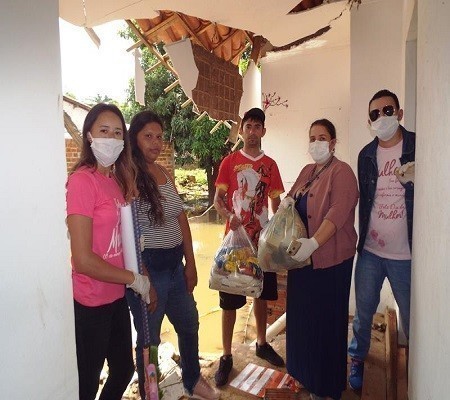Município faz entrega de cestas de alimentos, roupas, e colchões as famílias dos Bairros Barragem e Cristo Rei 