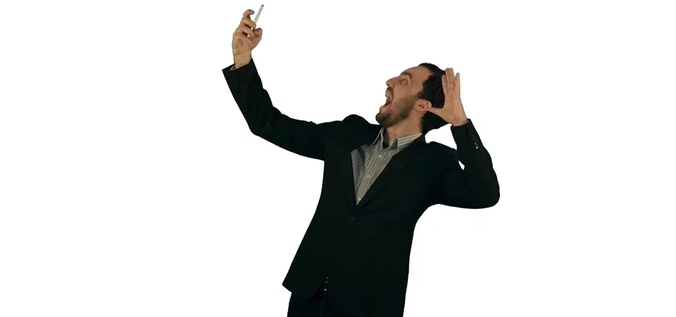 Descubra quais os signos que amam se exibir nas redes sociais - imagem 16898