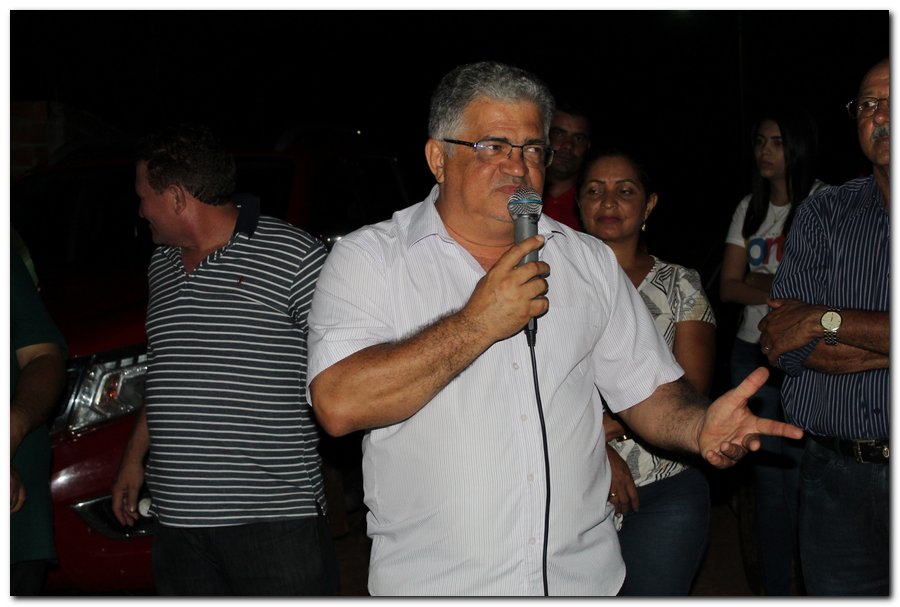 Prefeito Silva Júnior assina ordens de serviço para realização de obras  - Imagem 19