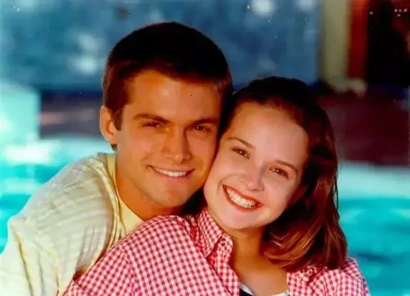 Veja os famosos que caíram no anonimato e agora têm empregos "normais" - imagem 18936