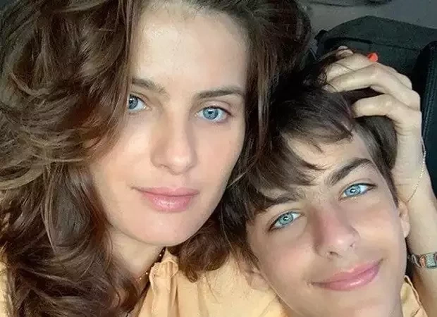 Conheça as famosas brasileiras que se tornaram mães bastante jovens - imagem 18991