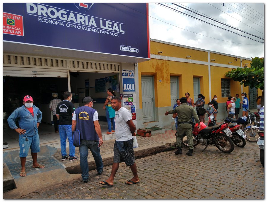 Equipe da Saúde, Polícia Militar e Polícia Civil realizam trabalho de orientação em Inhuma - Imagem 7