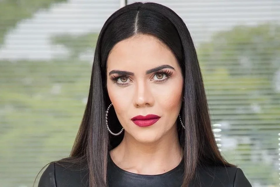 Conheça os famosos que levam uma vida inacreditável de ostentação - imagem 19360