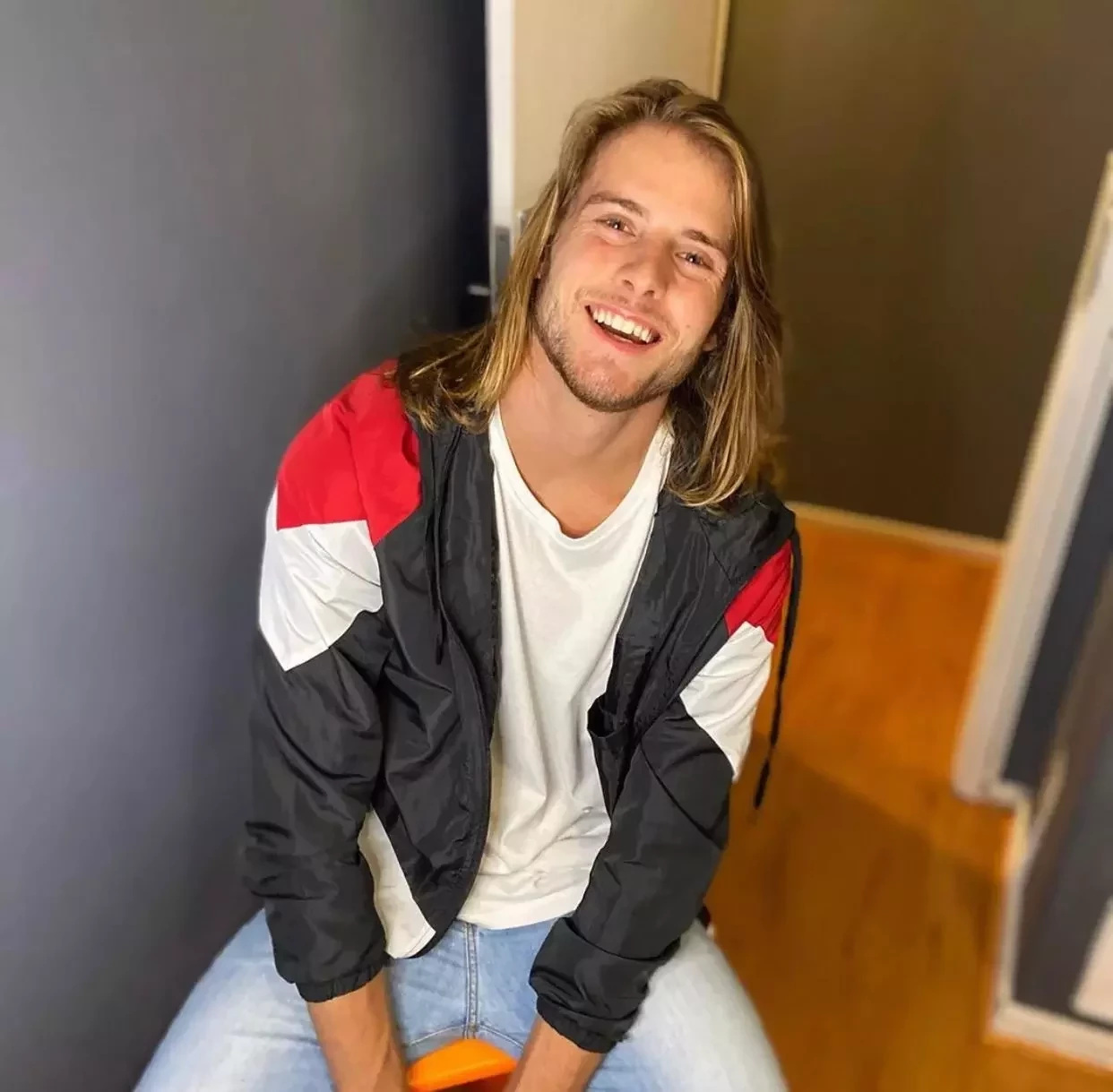 Confira os looks dos brothers e sisters na final do BBB 20  - imagem 19555