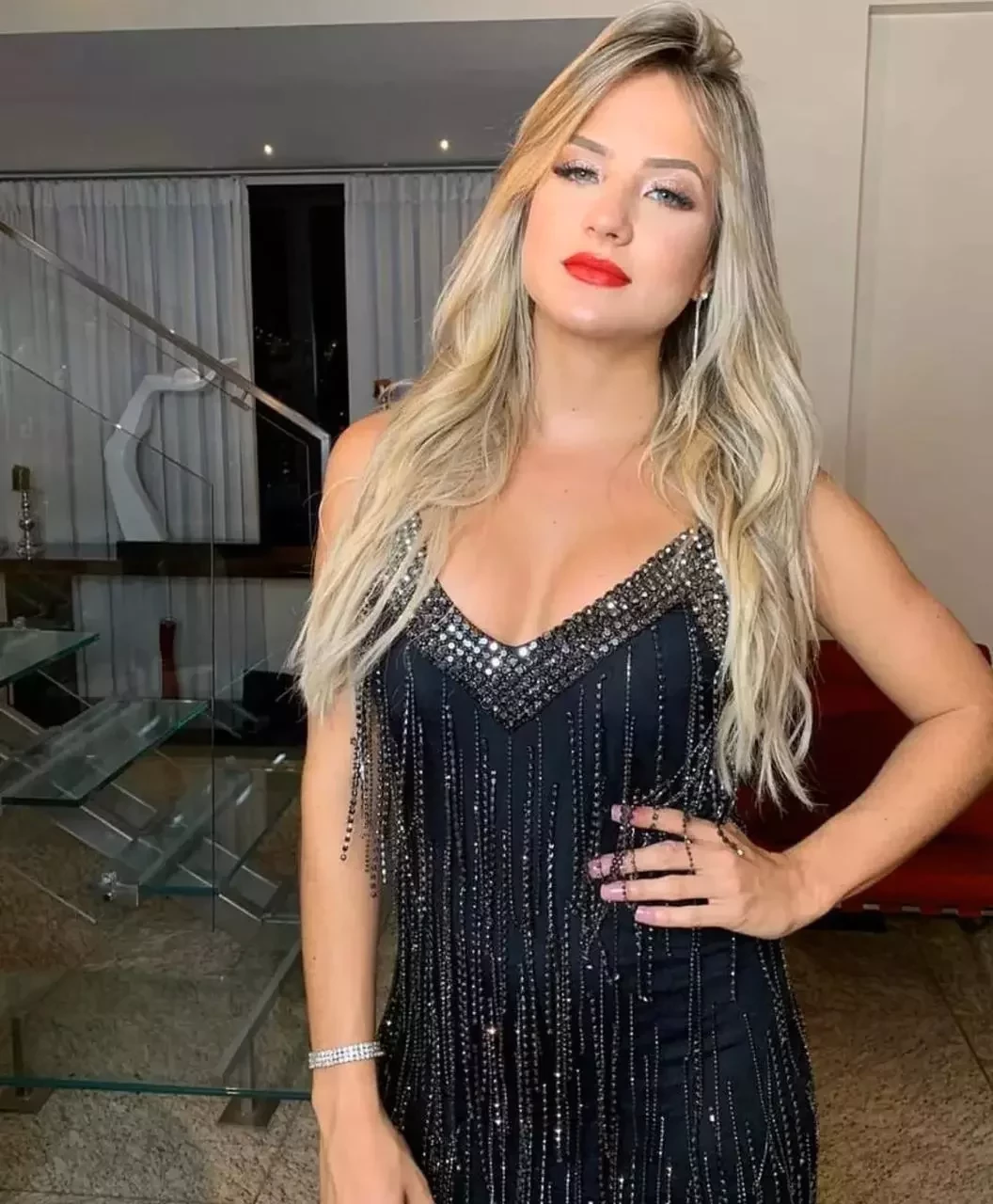 Confira os looks dos brothers e sisters na final do BBB 20  - imagem 19560