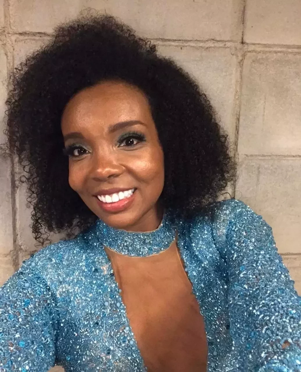 Confira os looks dos brothers e sisters na final do BBB 20  - imagem 19569