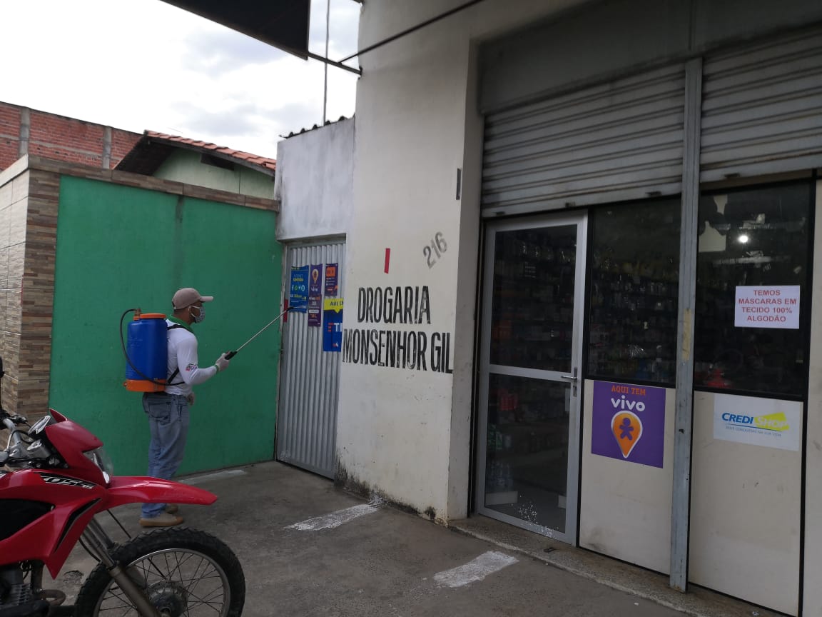 Pontos são desinfetados no combate ao Covid-19 em Monsenhor Gil - Imagem 3