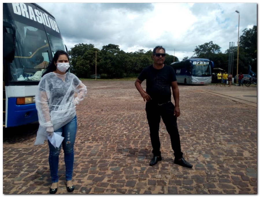 Equipe da Sáude de Inhuma abordam ônibus clandestinos que chegaram de São Paulo - Imagem 4