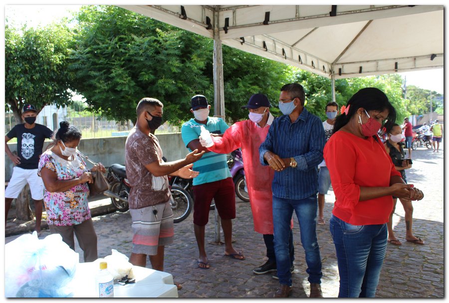 Profissionais realizam ações de prevenção ao Coronavírus  - Imagem 2