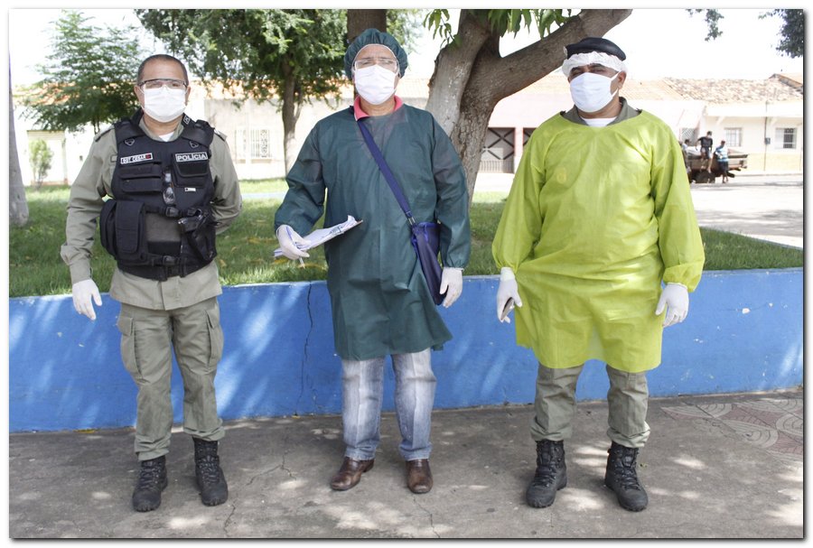 Profissionais realizam ações de prevenção ao Coronavírus  - Imagem 21